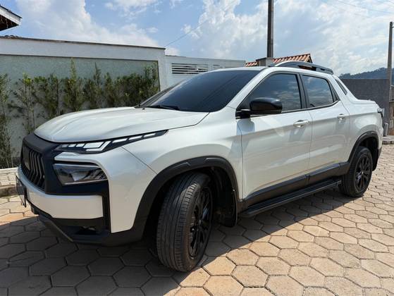 FIAT TORO 1.3 TURBO 270 FLEX ULTRA AT6 FIAT TORO 1.3 TURBO 270 FLEX ULTRA AT6